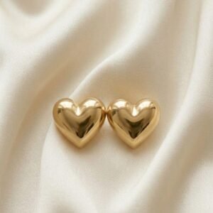Aretes corazón dorado