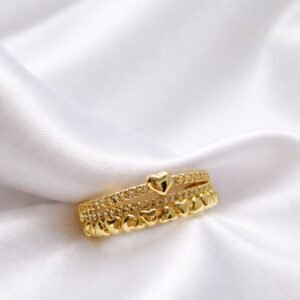 Anillo de corazones